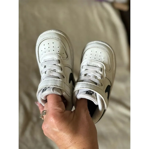 Nike Court Borough Low 2 Toddler Sneakers White/Black Size 4C Unisex Kids - Picture 7 of 10